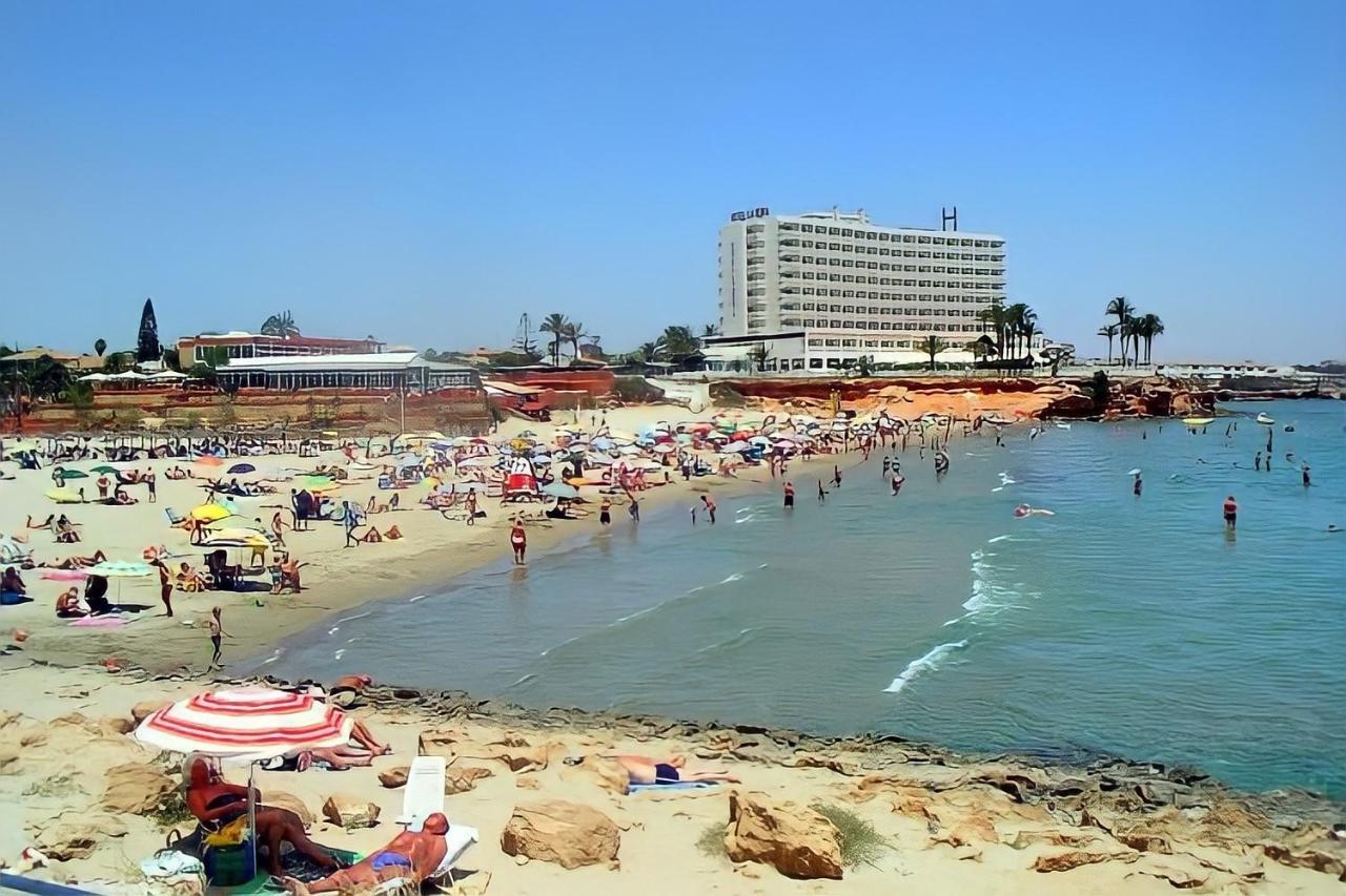 Apartment On The Plaza Alicante Esterno foto
